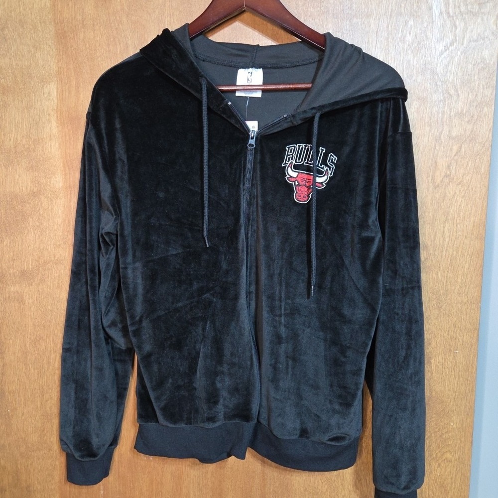 NBA Chicago Bulls Mens XL Black Velour Full Zip Hoodie Velvet Sweatshirt NWT